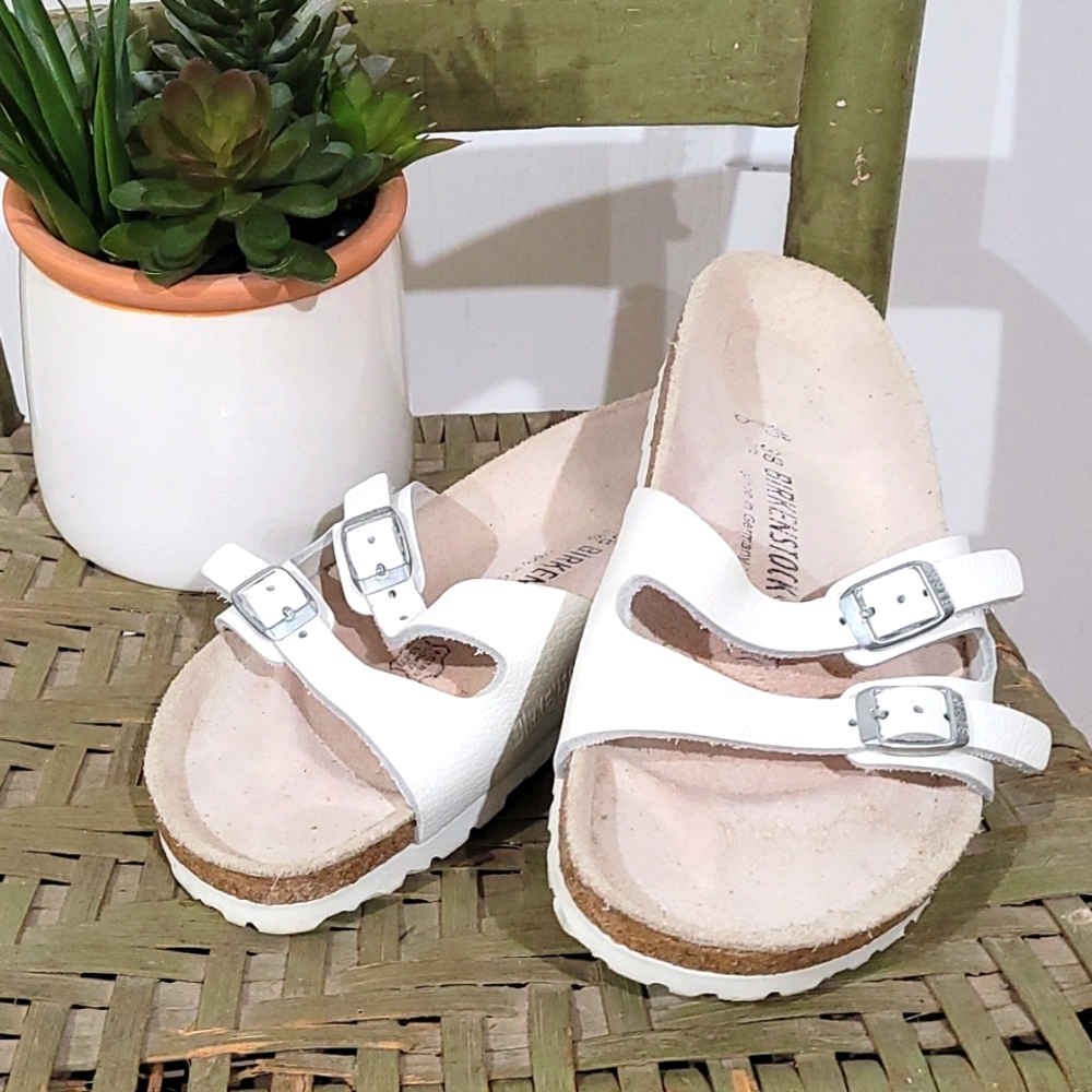 🕊️ BIRKENSTOCKS Ibiza White Leather Sandals EU 38 (7-7.5 US)